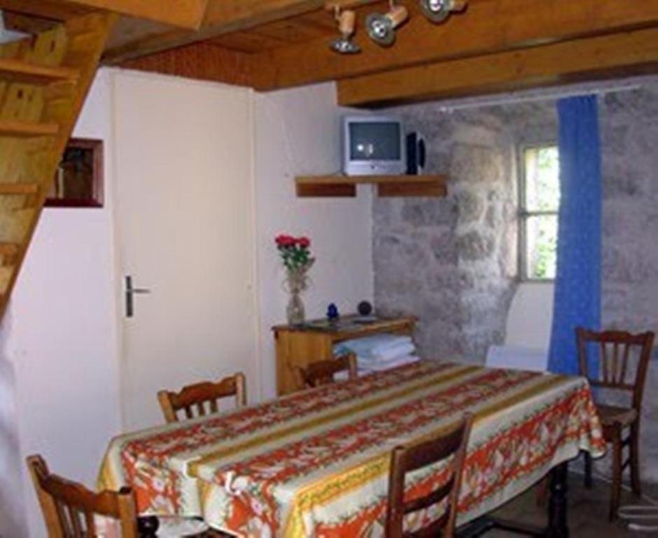 La Cresse Ferme Auberge La Tindelle מראה חיצוני תמונה